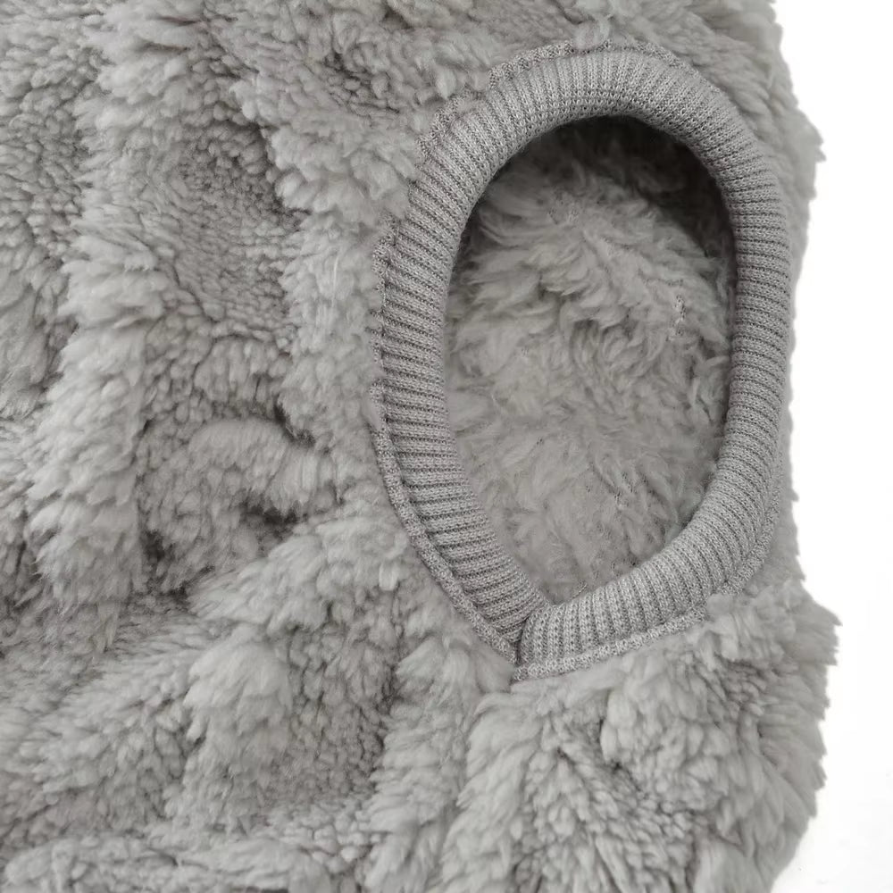 Autumn Winter Warm Pet Cat Clothes Soft Cozy Fleece Costume for Small Medium Dog Cats Kitten Puppy Vest Coat Pet Pug Sweatshirts